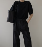 Essential Cashmere Tee — black